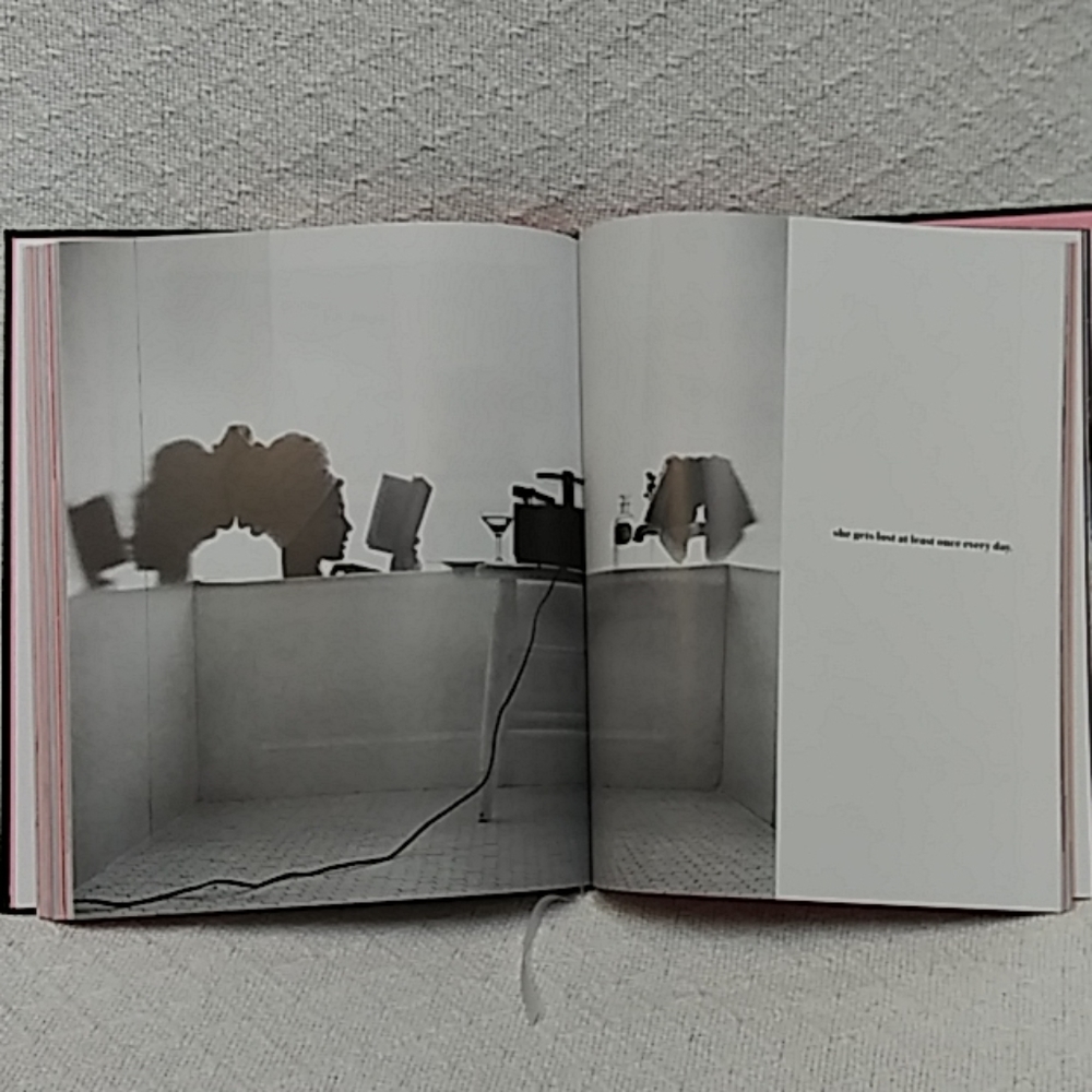 Kate Spade New York SHE Coffee Table Inspirational - Picture 6 of 8
